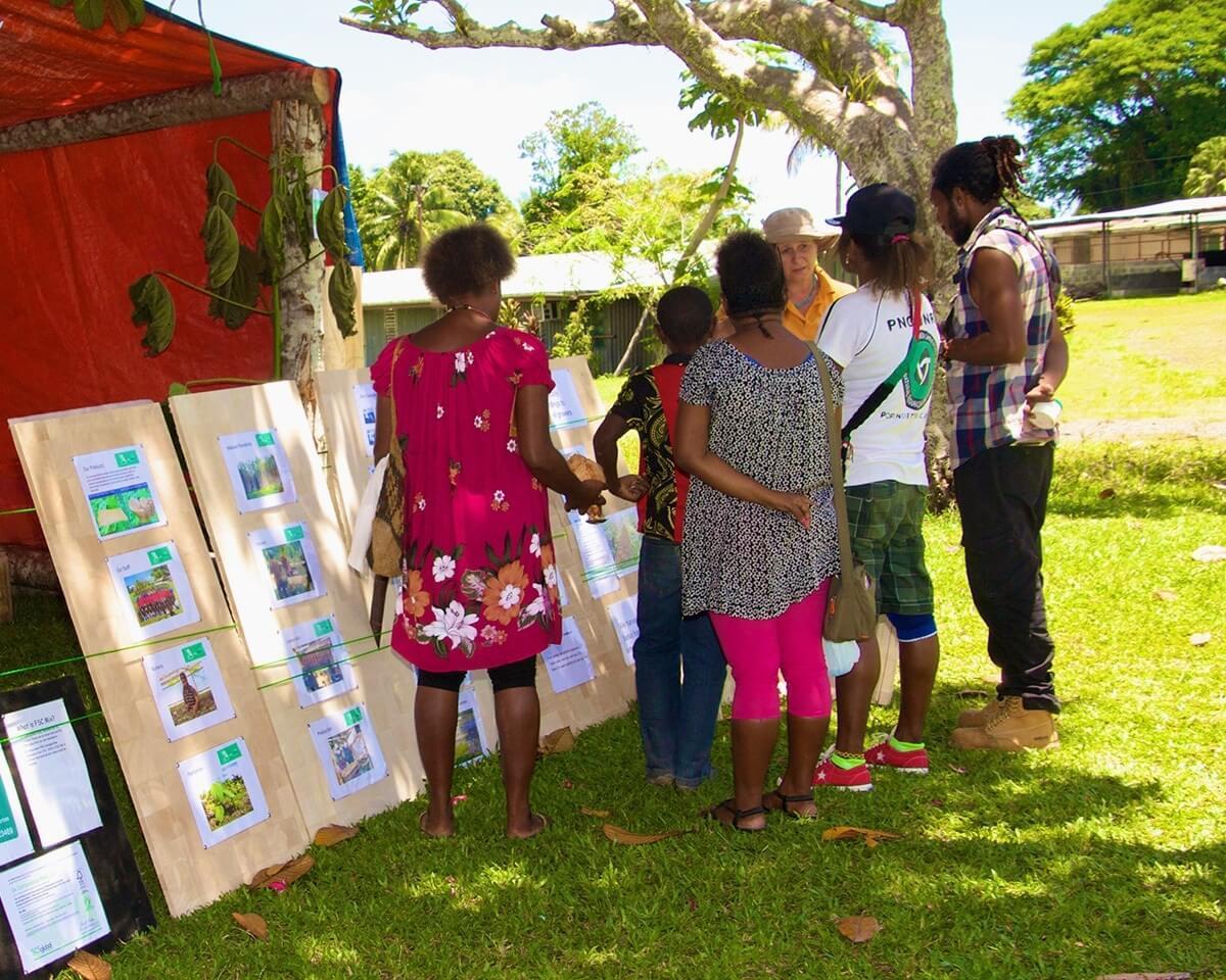 Adult literacy program, Papua New Guinea